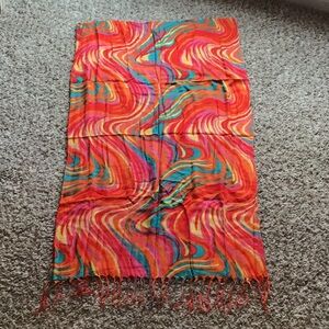 2/$15 Big Buddha swirl scarf NWT